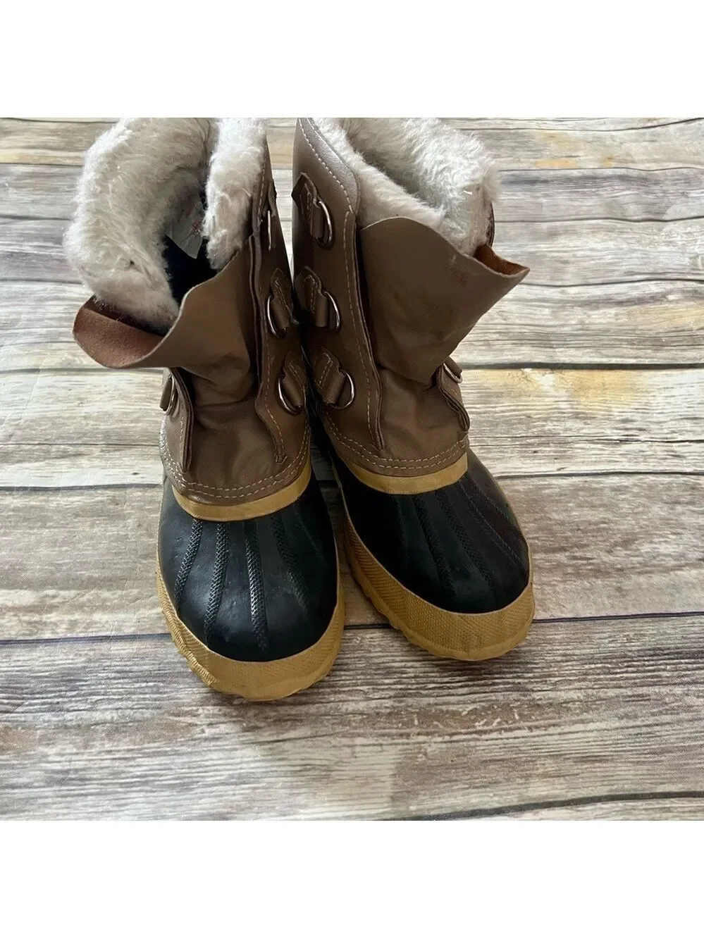 🍋SWEET SWEET VINTAGE SOREL BOOTS